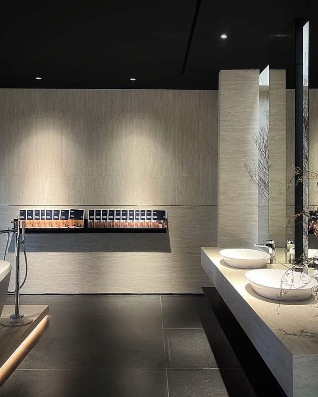 1779156507212752.jpg 雅加达TOTO SHOWROOM5.jpg